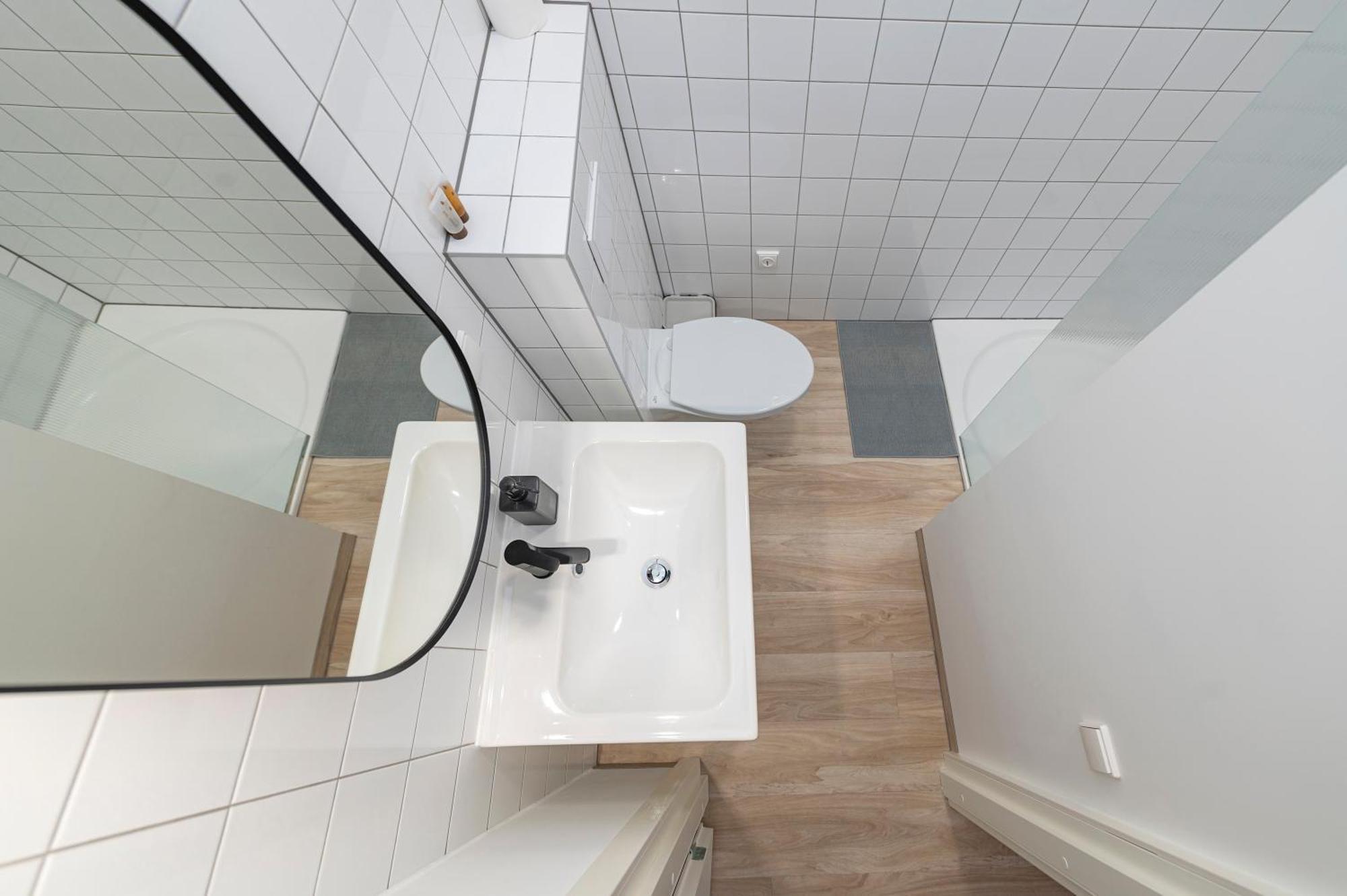 Apartamento Uab Laisves Alejos Viesbutis Kaunas Exterior foto